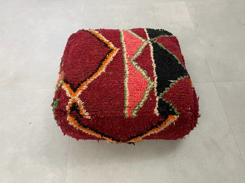 moroccan poufs 3 5dc86d51 f433 41d8 b145 06f89532c075