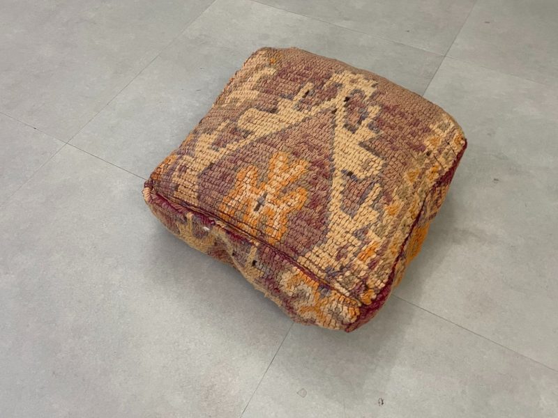 moroccan poufs 3 d0adeba4 c909 4571 bcc0 732d2a905d76