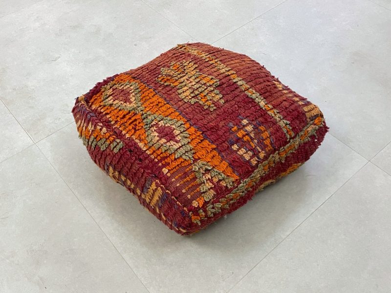 moroccan poufs 4 4c7cee5a e089 4f63 b7bd edf95e968b54