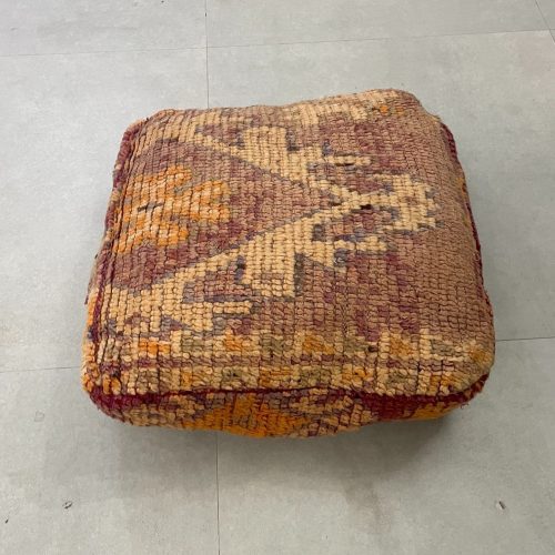 moroccan poufs 4 527e72af b5f8 49ba a7a1 b8e290e2caa4