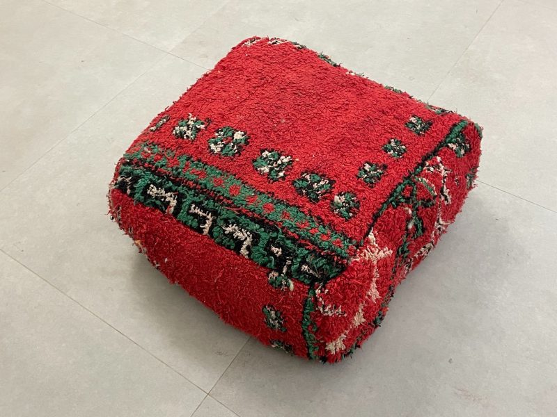 moroccan poufs 4 58f4bd4b 8a6a 450f 894c a714f82a8344