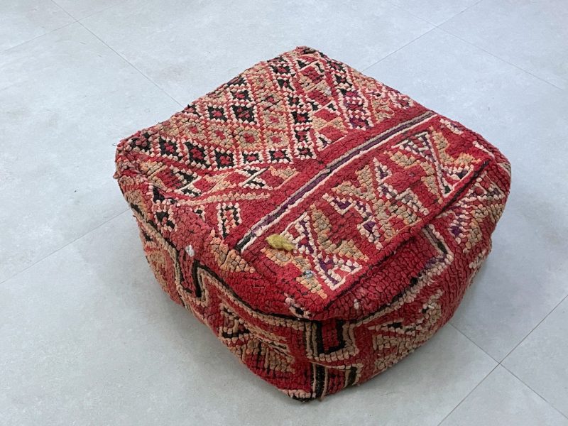 moroccan poufs 4 5fb06767 f5f0 4f17 88ad 999480d00ebc