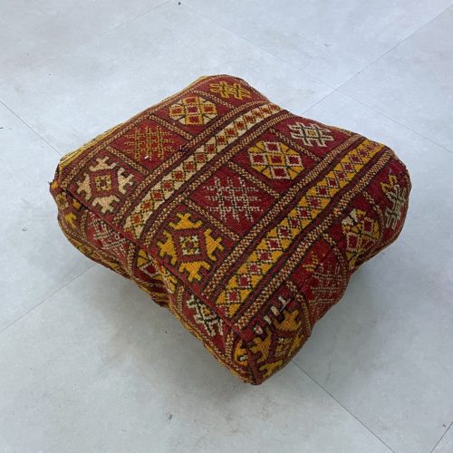 moroccan poufs 4 77796420 7f37 4602 ba9a 35eb57fcaf87