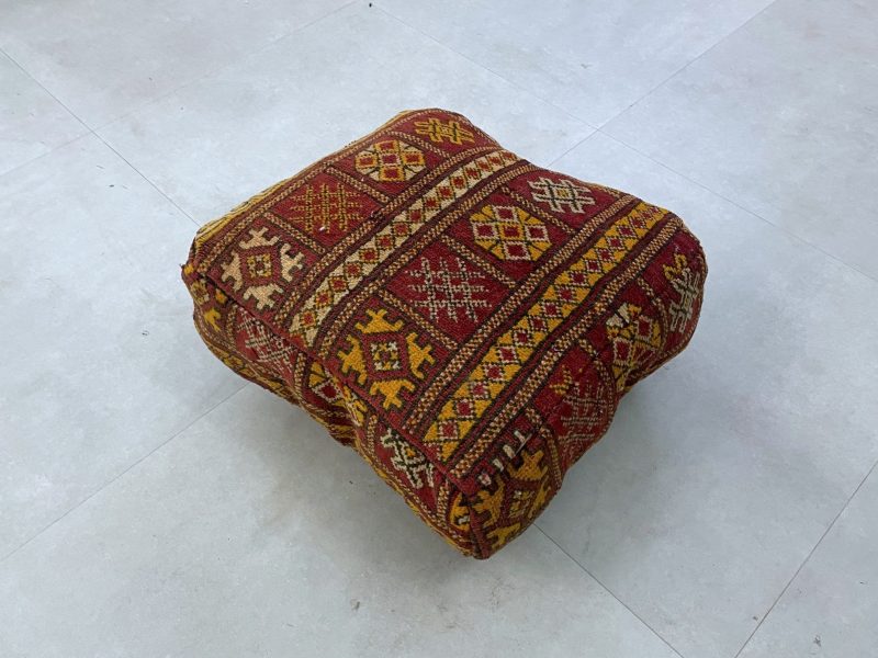 moroccan poufs 4 77796420 7f37 4602 ba9a 35eb57fcaf87