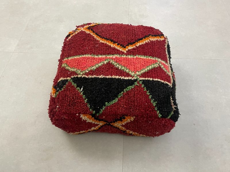 moroccan poufs 4 79bbcb4c 5dfc 4046 89ce de0561e19e27