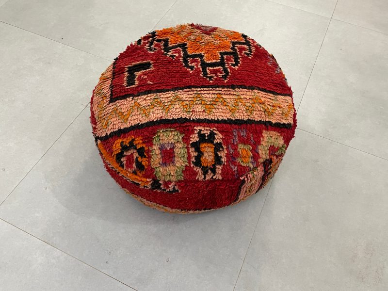 moroccan poufs 4 9990722f febb 42f3 b938 aa334392bb37