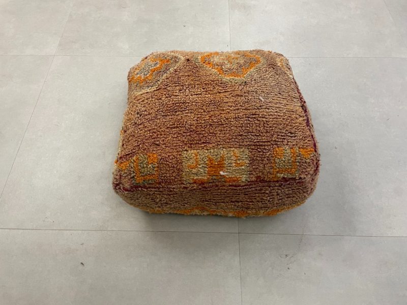 moroccan poufs 4 ee761713 32f4 4ff4 ae53 90851eca6c76