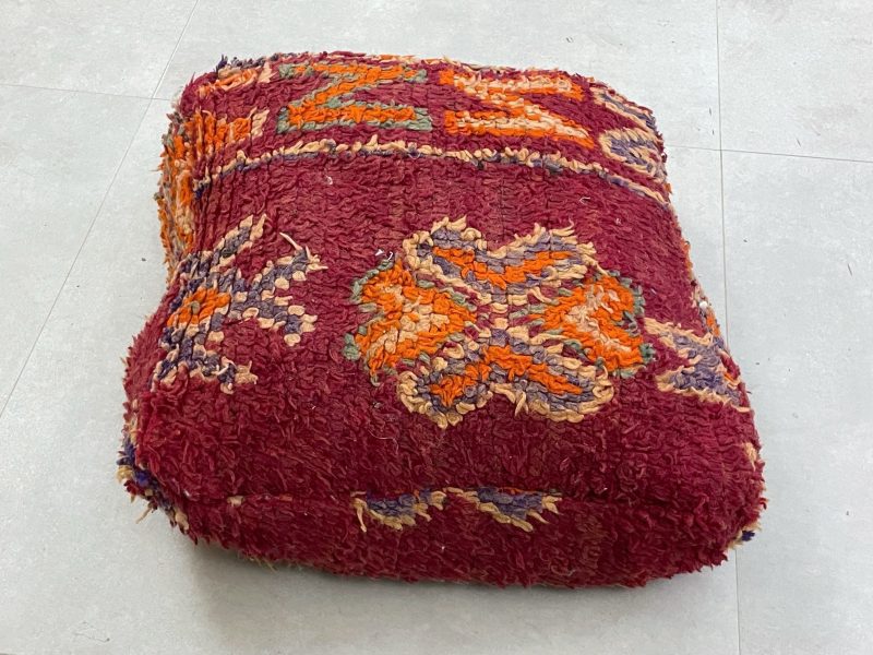 moroccan poufs 5 00d4783f e39b 4354 a934 283303985653