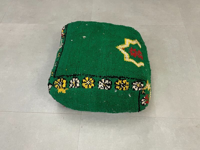 moroccan poufs 5 0869cddf 3c40 4cbf 8ed8 275541b10c0f