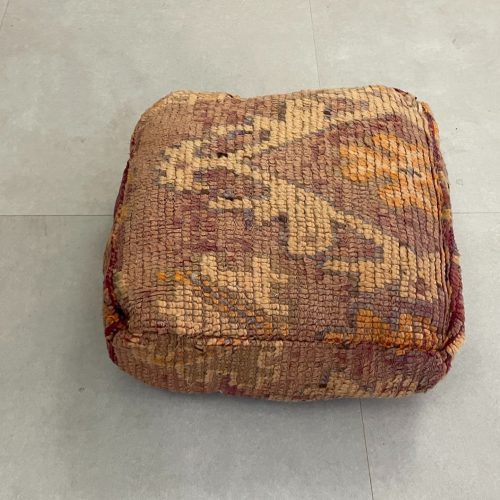 moroccan poufs 5 0f1ac0a0 fc41 40c4 a493 38a685062651