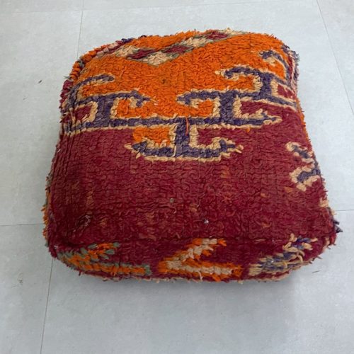 moroccan poufs 5 c53ee327 08bf 4d90 867b f040edd720ee