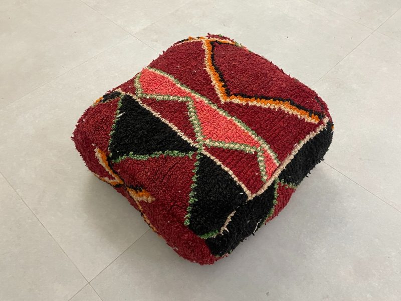 moroccan poufs 5 df8959e8 2e75 4af0 9a6d f39f138d1ae3