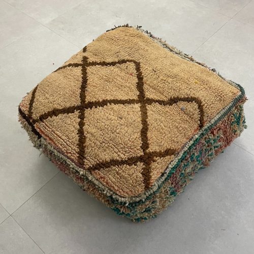 moroccan poufs 6 0a044395 e988 4e8c 947c d33838a6724e