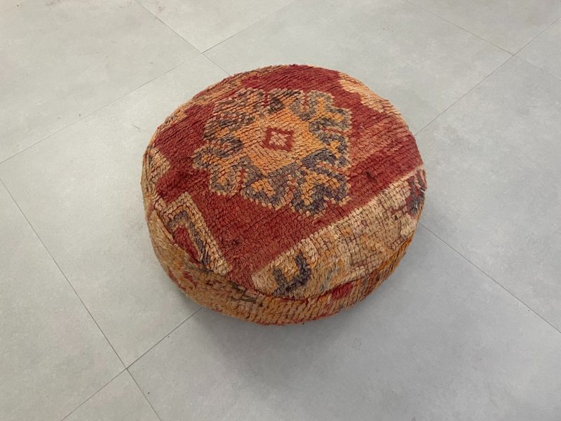 moroccan poufs 6 2e4b1de8 e3a1 4345 a0c6 d1b149106261