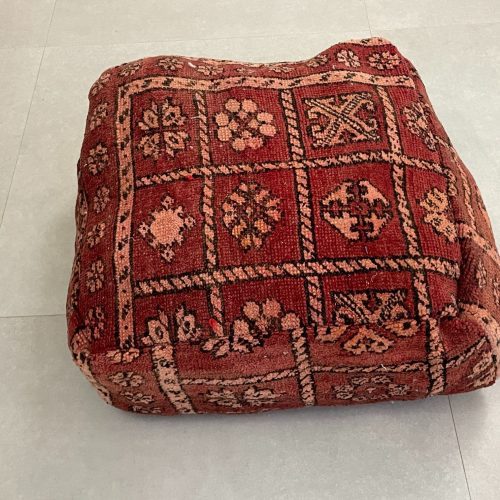 moroccan poufs 6 3131e4c0 aca4 44ac ab23 42b96a9d3a73