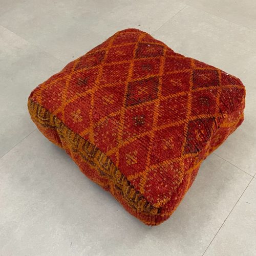 moroccan poufs 6 6768975a f668 4ce2 a1e7 fd46c428b6c4