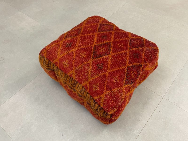 moroccan poufs 6 6768975a f668 4ce2 a1e7 fd46c428b6c4