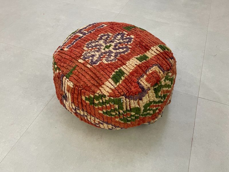 moroccan poufs 6 a4fcc5c0 166e 4f49 98ab 895f71023256