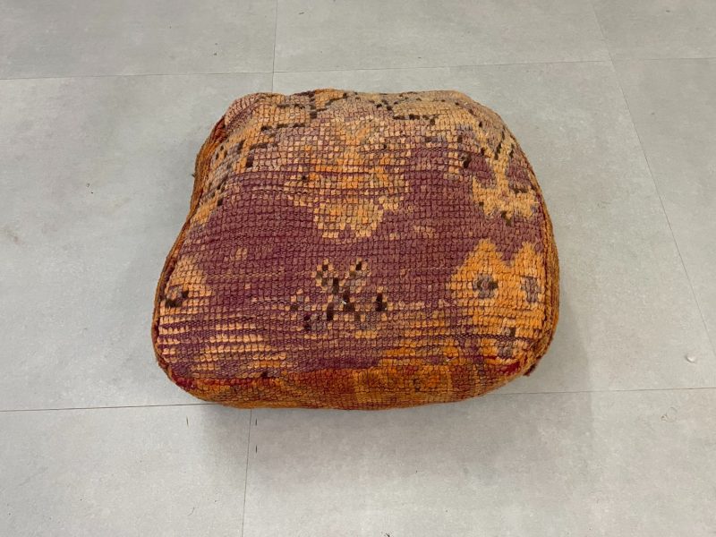 moroccan poufs 6 a747b7fd 5dde 400c 9066 186407bc0d07