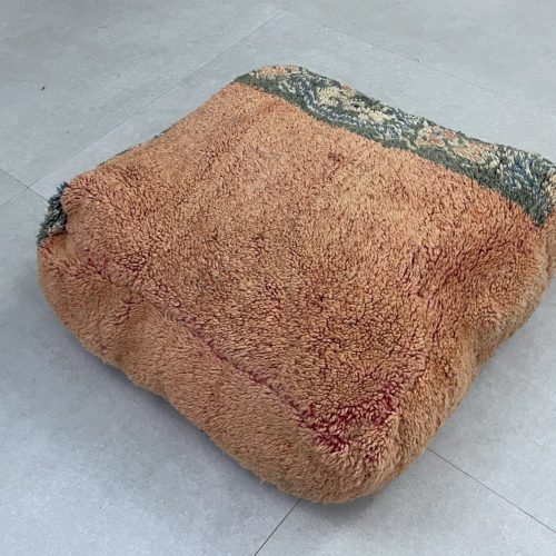 moroccan poufs 7 062f0bfb 4ce2 4afd bc30 61af6762d6d0