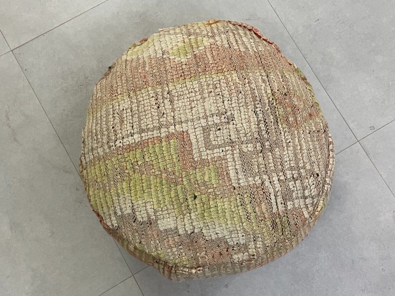 moroccan poufs 7 7ff03acd 3b26 4dec a6ec 8fe26f87a086