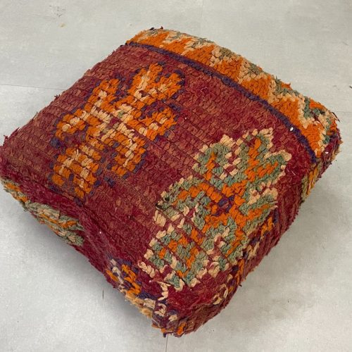 moroccan poufs 7 cf9388d7 2fea 4890 987d 76c68f122234