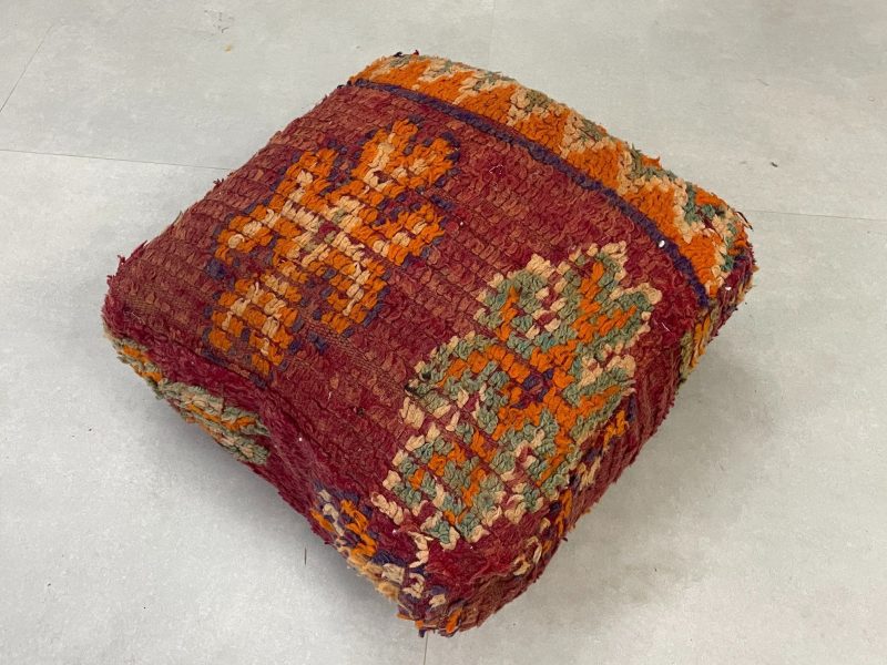 moroccan poufs 7 cf9388d7 2fea 4890 987d 76c68f122234