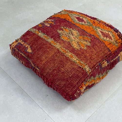 moroccan poufs 7 ee8570b9 8bb1 4cc1 90de 5394ad2bbf3b