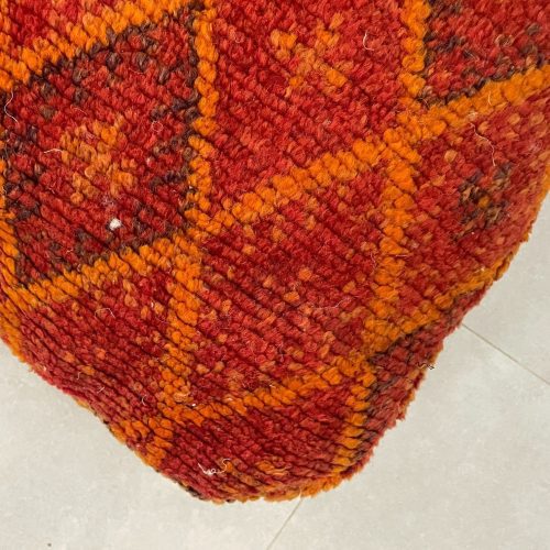 moroccan poufs 8 f1969d61 d882 42f2 8de3 96fe4eb446bd