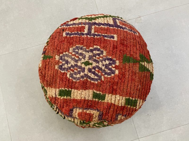 moroccan poufs 9 4971c641 653c 4e77 8d32 a39e00442b4a