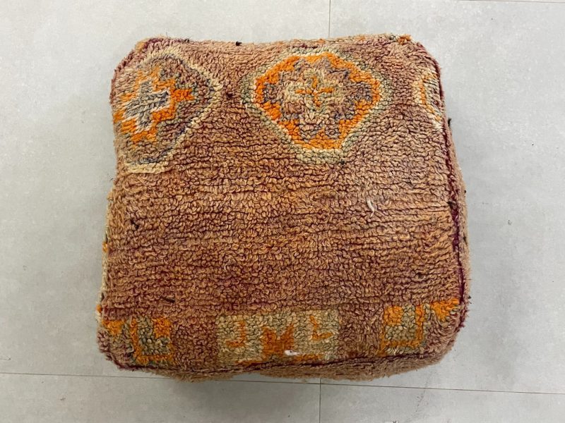 moroccan poufs 9 5dade7d8 d73f 404a a842 46ac3155aea9