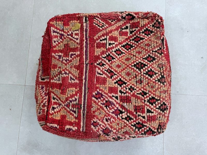 moroccan poufs 9 d7822c7c 9f20 4f4e 9afe 11b6405adc4c