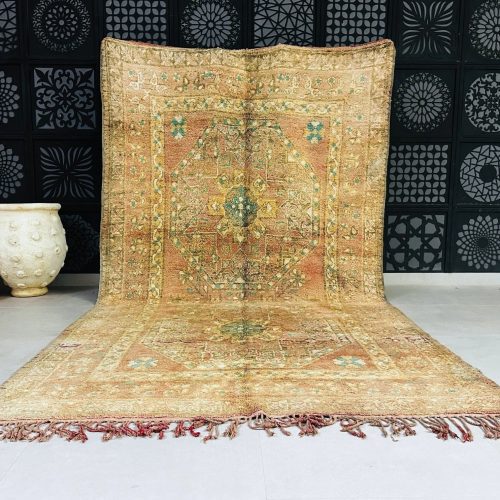 moroccan rug 1 074abf5f 8e11 4715 8715 b70187903f87