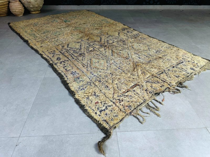 moroccan rug 2 1fbcd8a1 943a 4140 a605 4ac5d621f8bd