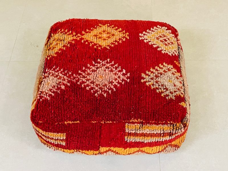 moroccan wool pouf 2