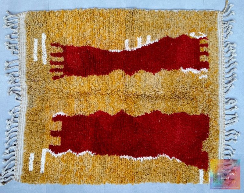 moroccan wool rug 10 5bb92d85 4e39 4e02 b441 95e9132dafb3