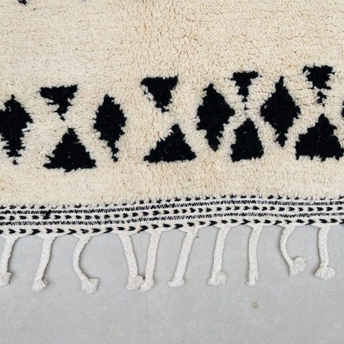 moroccan wool rug 3 4314f1a2 f13e 4958 a785 1f73ae57fe9f