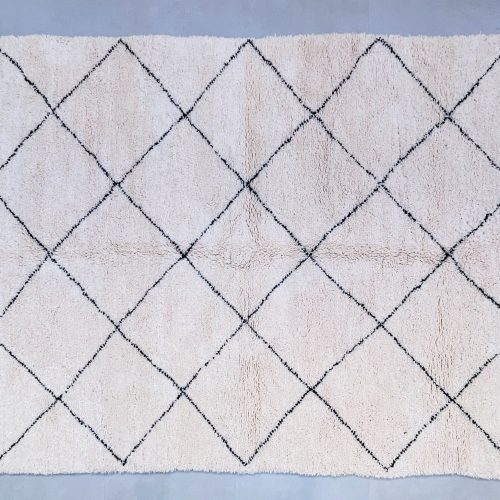 moroccan wool rug 4 c4cf21e0 8d50 46ae 9ab3 d3b7ff31ab8f