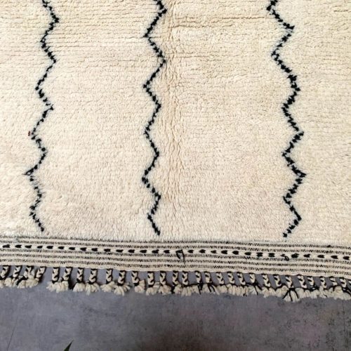 moroccan wool rug 4 eae0d7a6 3e4a 4f47 9b85 2dc73cdf9647