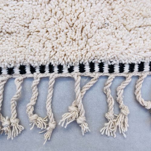 moroccan wool rug 7 d2cc1c6a f665 42de a883 b3f77b239f3e