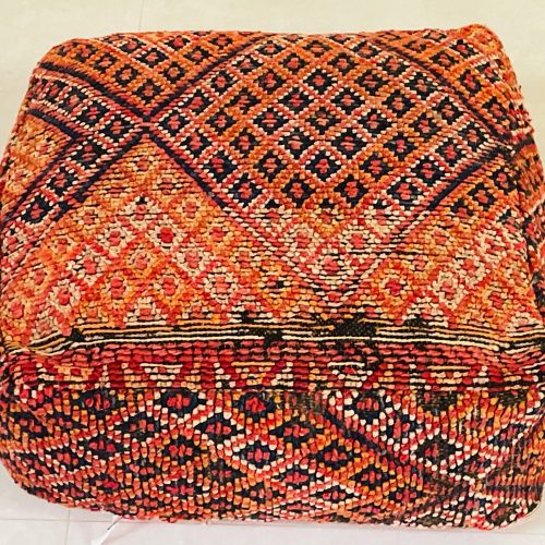 moroccan woolen pouf 6 bc9cd333 5532 42a4 bda5 8600dd9d7780