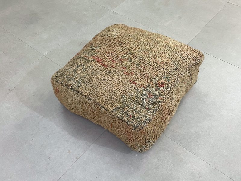 moroccanPouf 10 21ef54b7 cbcf 42e7 b9e6 04f5f2fcf463 1