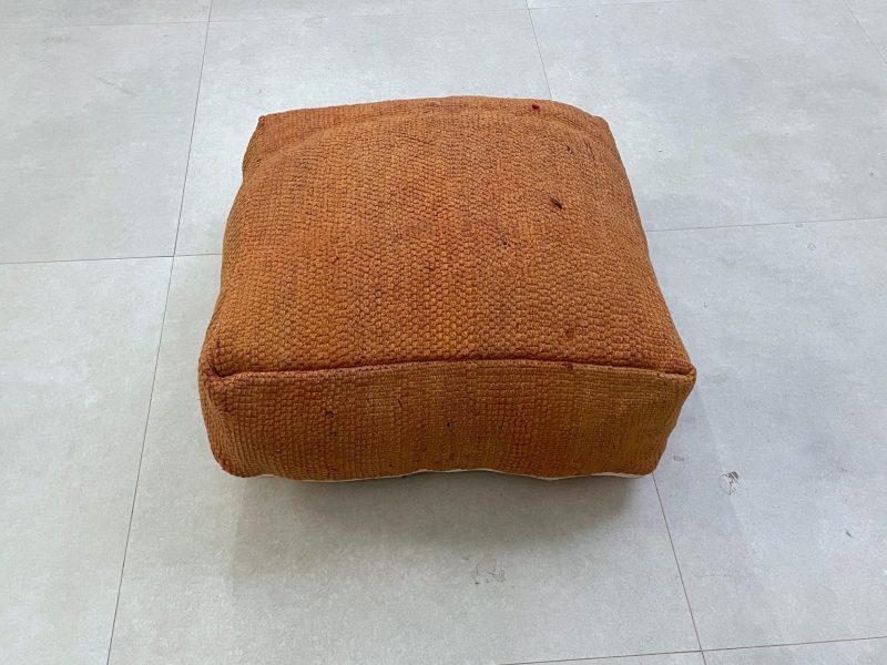 moroccanPouf 1 901aab16 1f13 455a bf10 6176b9dbb9dd