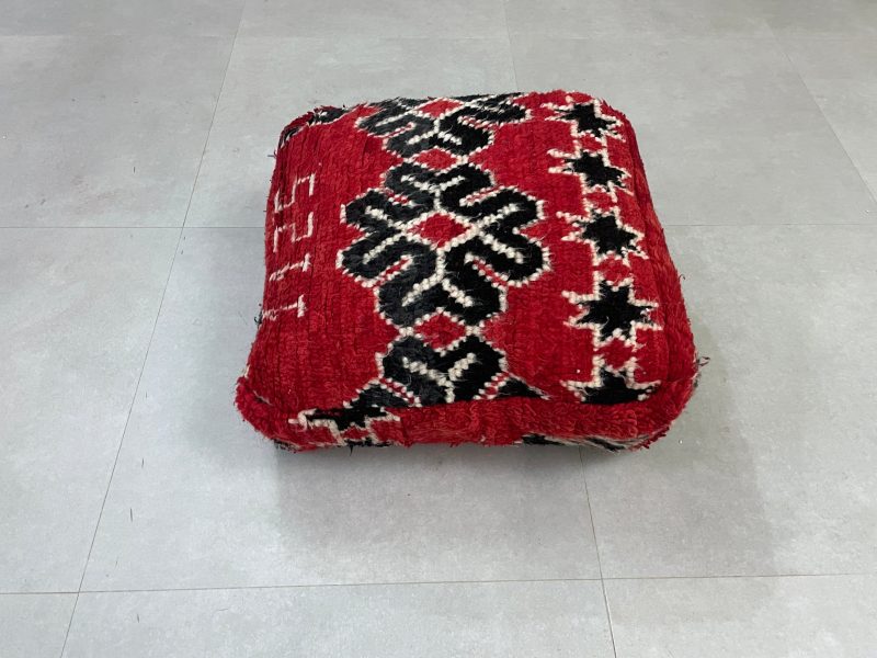 moroccanPouf 2 1a7b057e 586a 4293 8e62 807288ba8d30