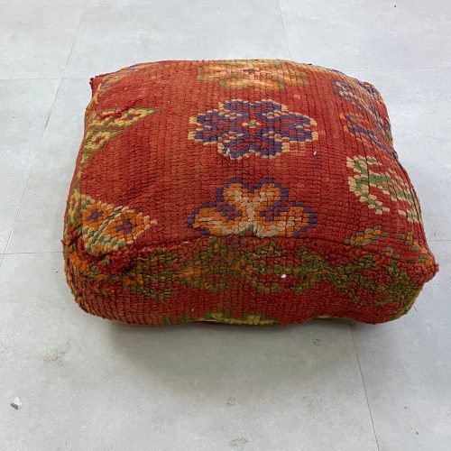 moroccanPouf 2 3552deac a7e4 452c b350 d1781136c14f