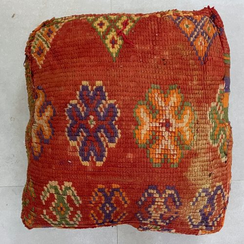 moroccanPouf 6 849c6f48 e34a 4216 a0c4 5166498b6d2e