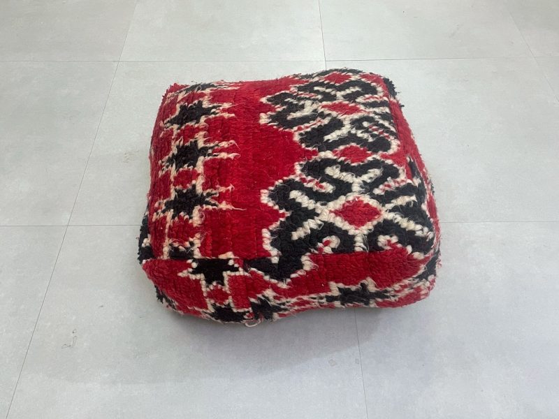 moroccanPouf 8 c9615159 6827 449c 900f be3f9ed9c2e3