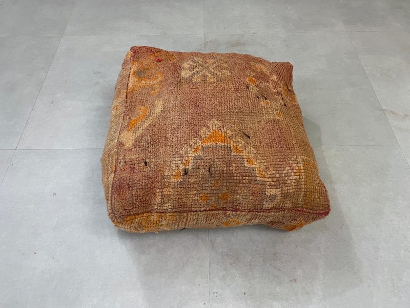 moroccanPouf 8 d784d8d8 c3e9 40b1 a2a2 498d59060f20