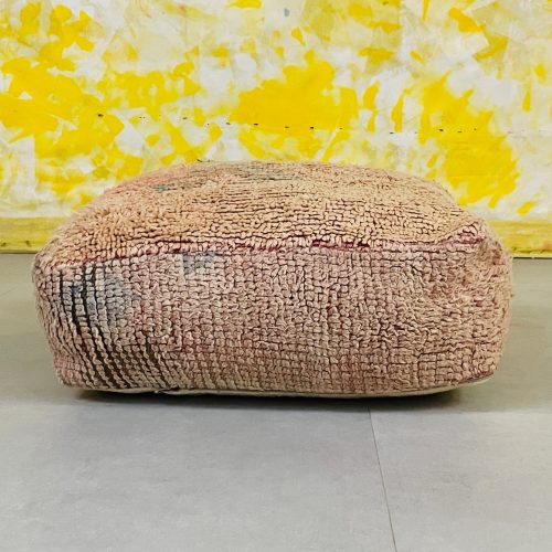 pouf 2 ef00e3bc 94a5 49af bc59 87a74700aab6