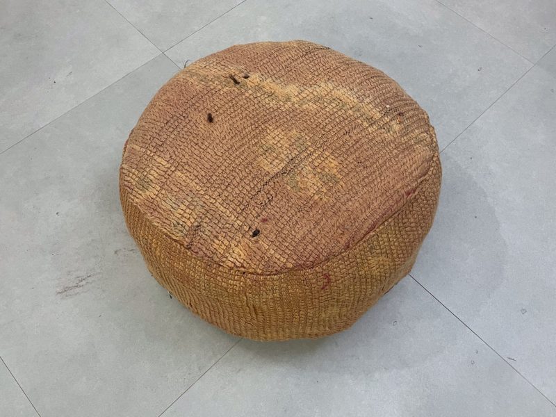 round pouf 4 eed6c2cb 26ab 4784 91aa 5e9058505c08